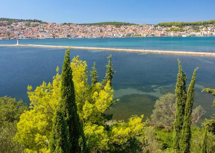 Fedra * Poros (Kefalonia)