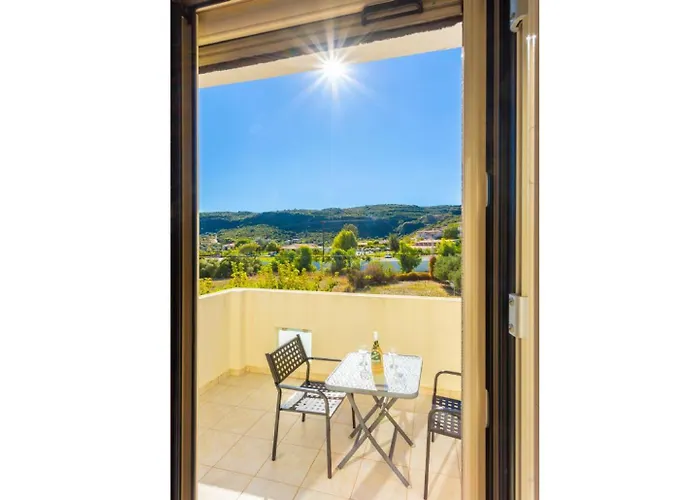 Fedra Villa *