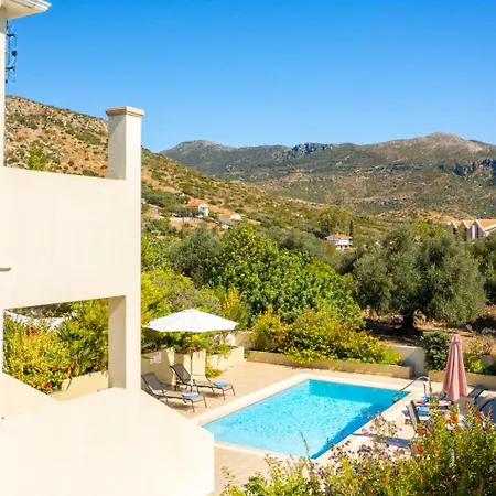 Fedra Βίλα Πόρος